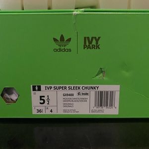 IVY PARK X WMNS SUPER SLEEK CHUNKY 'HALLS OF IVY' , Never worn.